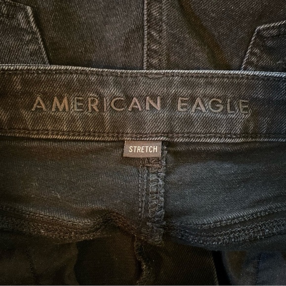 American Eagle shorts High waisted mom shorts stretch Black Distressed Denim - Picture 4 of 6